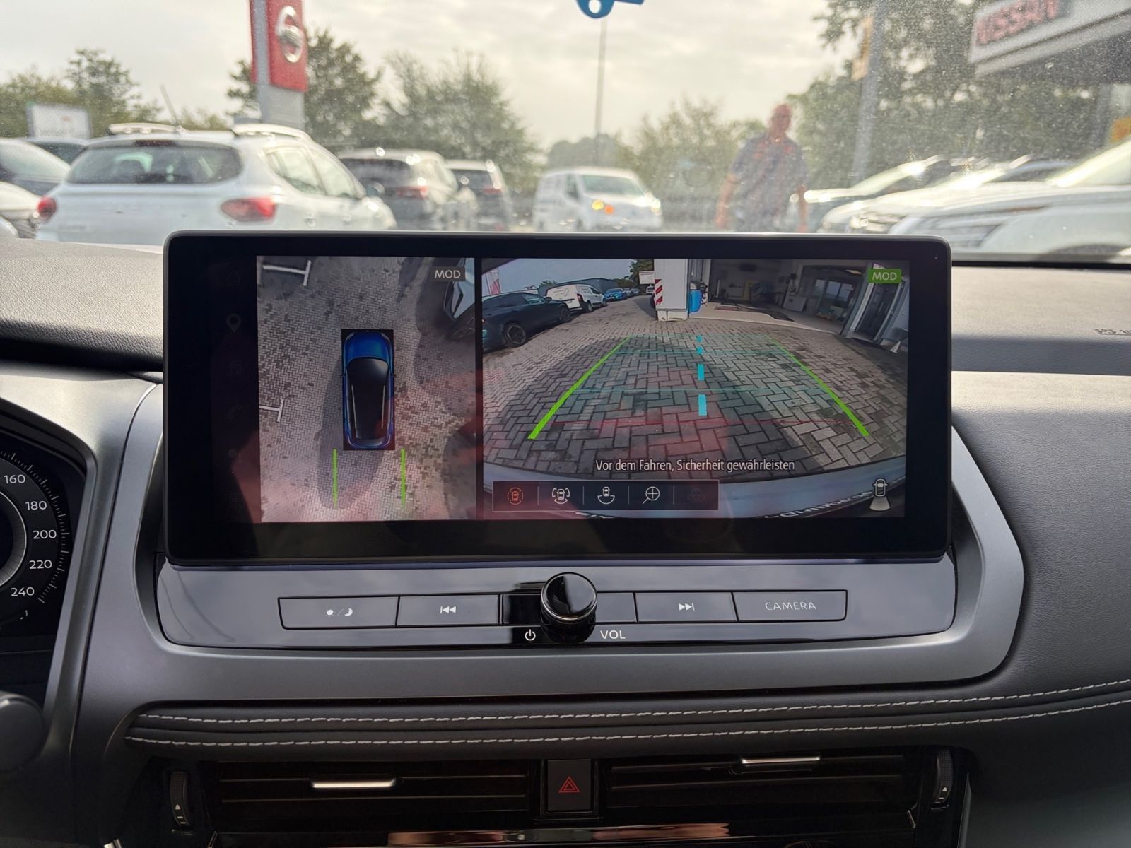 Fahrzeugabbildung Nissan Qashqai 1.3 DIG-T MHEV N-Connecta*Winterpaket*