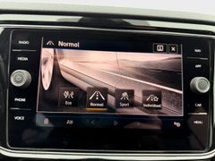 VW T-Roc 4Motion Navi Allrad Alu PDC ACC Sportpaket