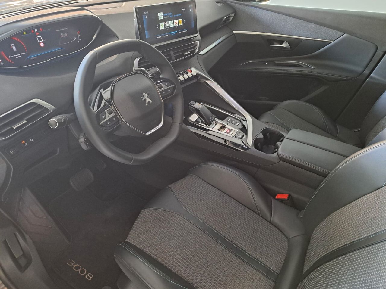 Peugeot 3008 BlueHDi 130 S&S EAT8 Allure imagem 3