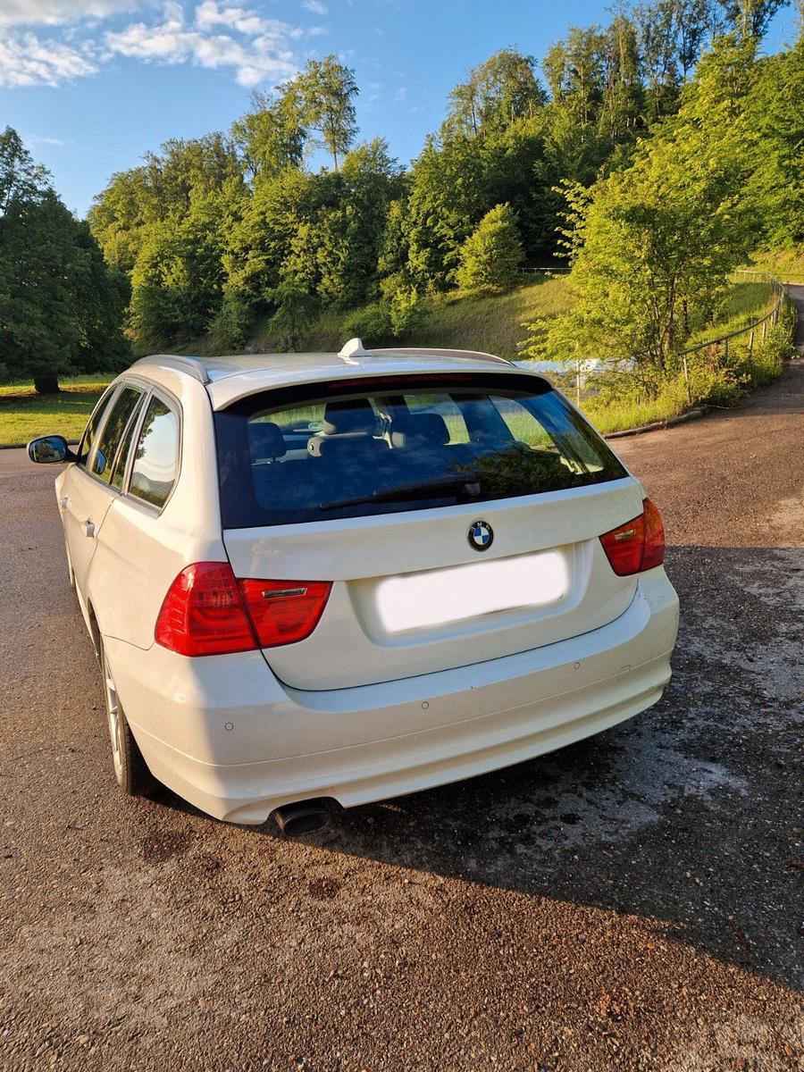BMW 320 2012 — photo 9