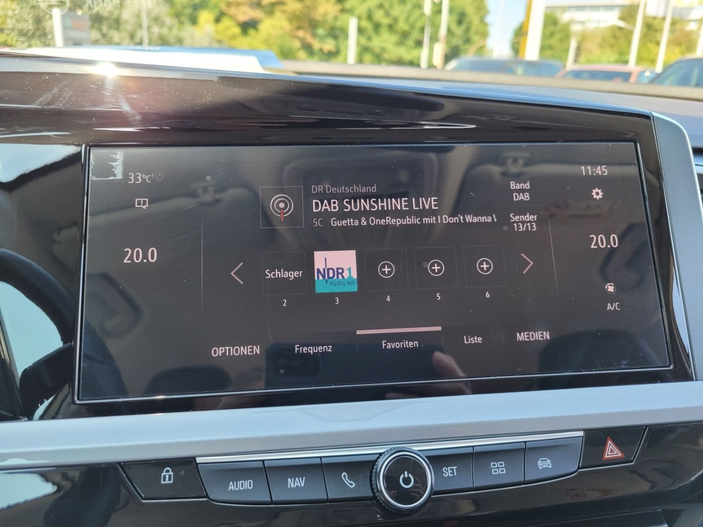 Fahrzeugabbildung Opel Grandland GS Line mit SHZ+LHZ+Kamera+AHK