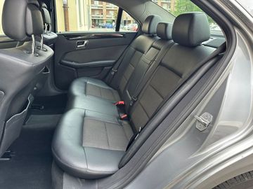 Mercedes E 250 - 6