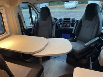 Carado CV 600 PRO AWT beheizt Navi Kamera Rahmenfenster