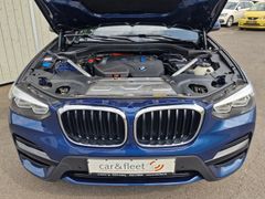 Fahrzeugabbildung BMW X3 xDrive30e Advantage Navi LED SiHz RFK ACC AHK