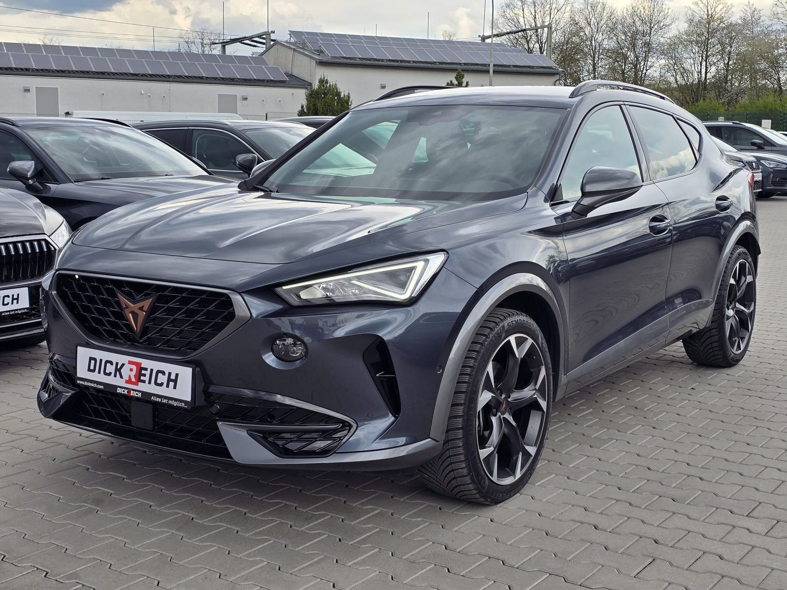 Fahrzeugabbildung CUPRA Formentor 1.5 TSIDSG ACC*DCC*LED*KAMERA*19"ALU