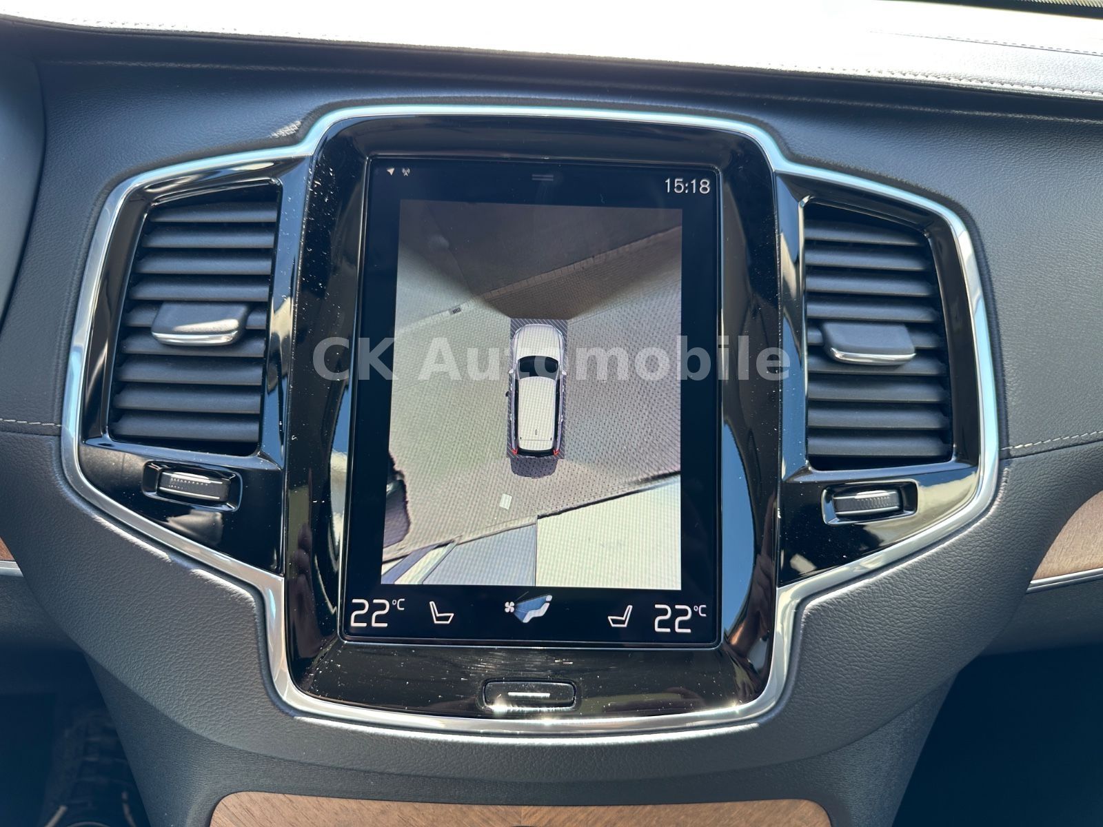 Fahrzeugabbildung Volvo XC90 T5 Inscription AWD/7Sitze/BLIS/LED/360°/AHK