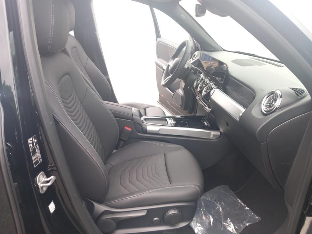 Fahrzeugabbildung Mercedes-Benz GLB 200 d Pano-Dach*Multibeam*Keyless-Go*Kamera*