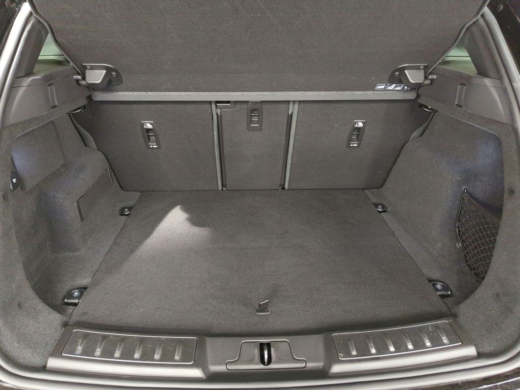 Land Rover Range Rover Evoque P250 AWD R-Dynamic S WINTER-P