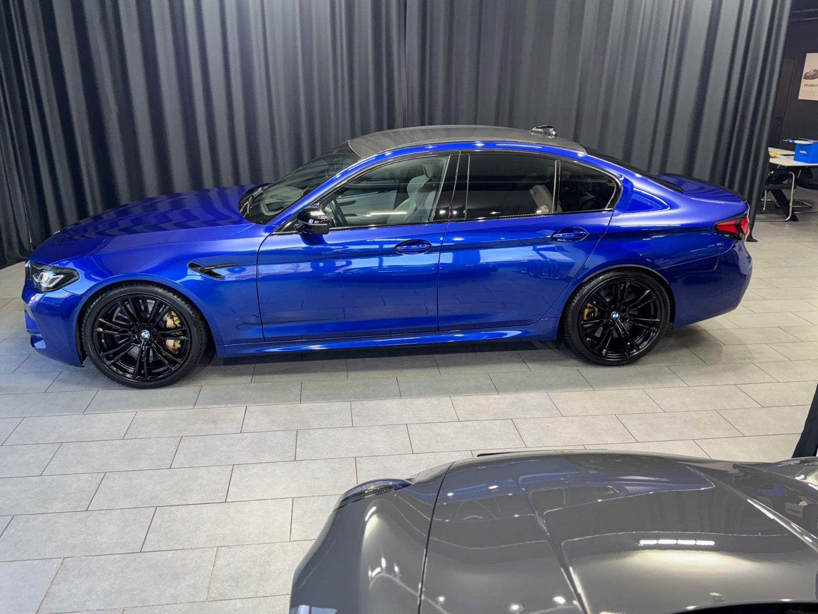 Fahrzeugabbildung BMW M5 Limousine Competition|KERAMIK|HEAD-UP|