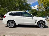 BMW X5 M50d - BMW X5 M50: 50d