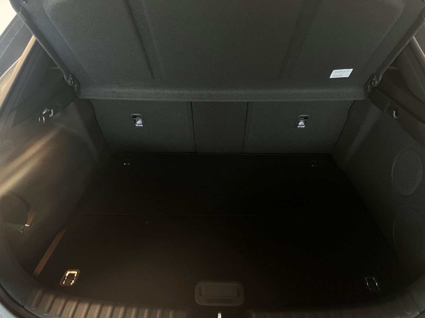 Fahrzeugabbildung Kia XCeed 1.5 T-GDI DCT Spirit JBL totWinkASS Navi