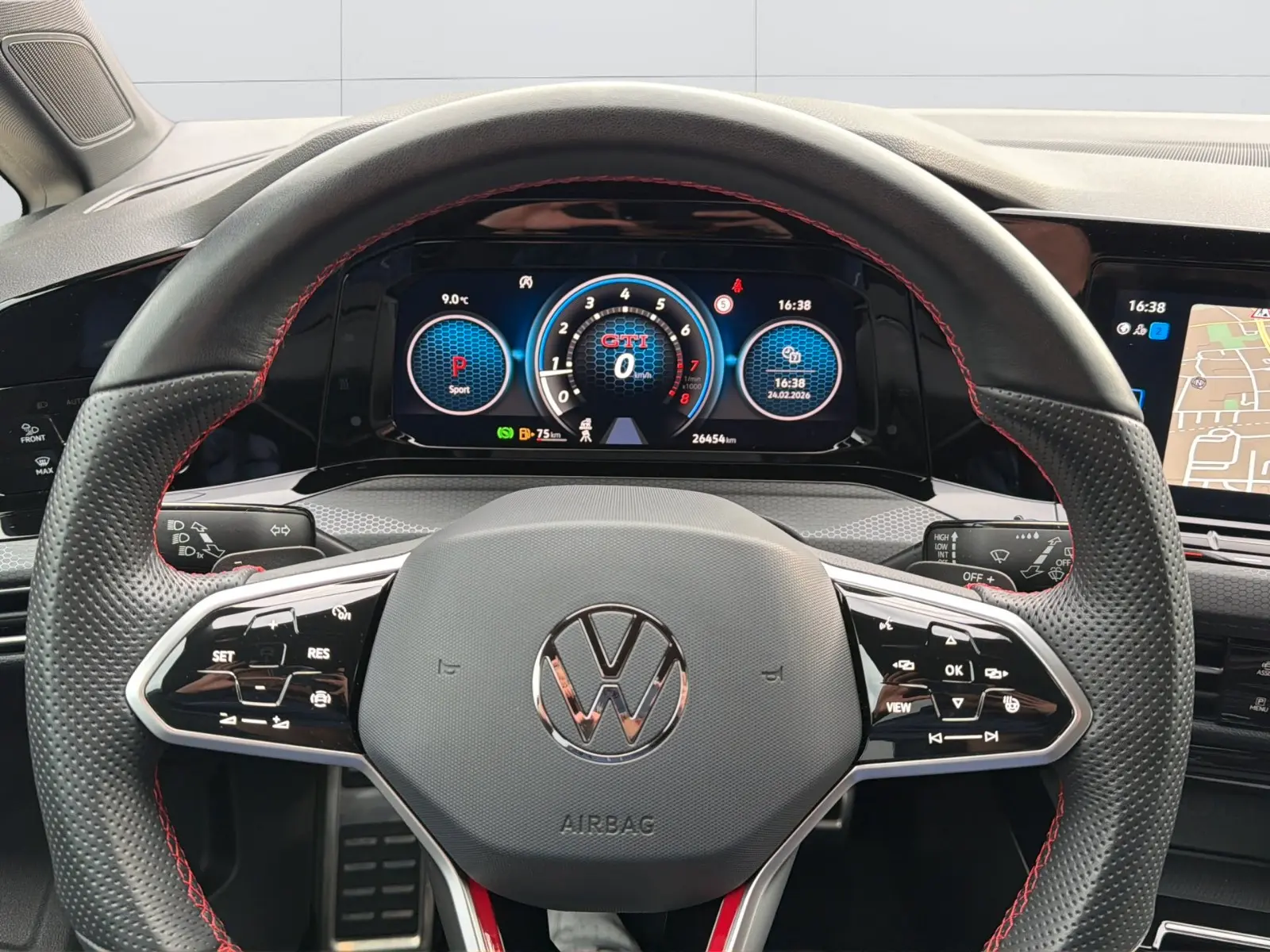 Volkswagen Golf VIII Lim. GTI 2.0 TSI 245 PS NAVI SHZ LED, миниатюра 12