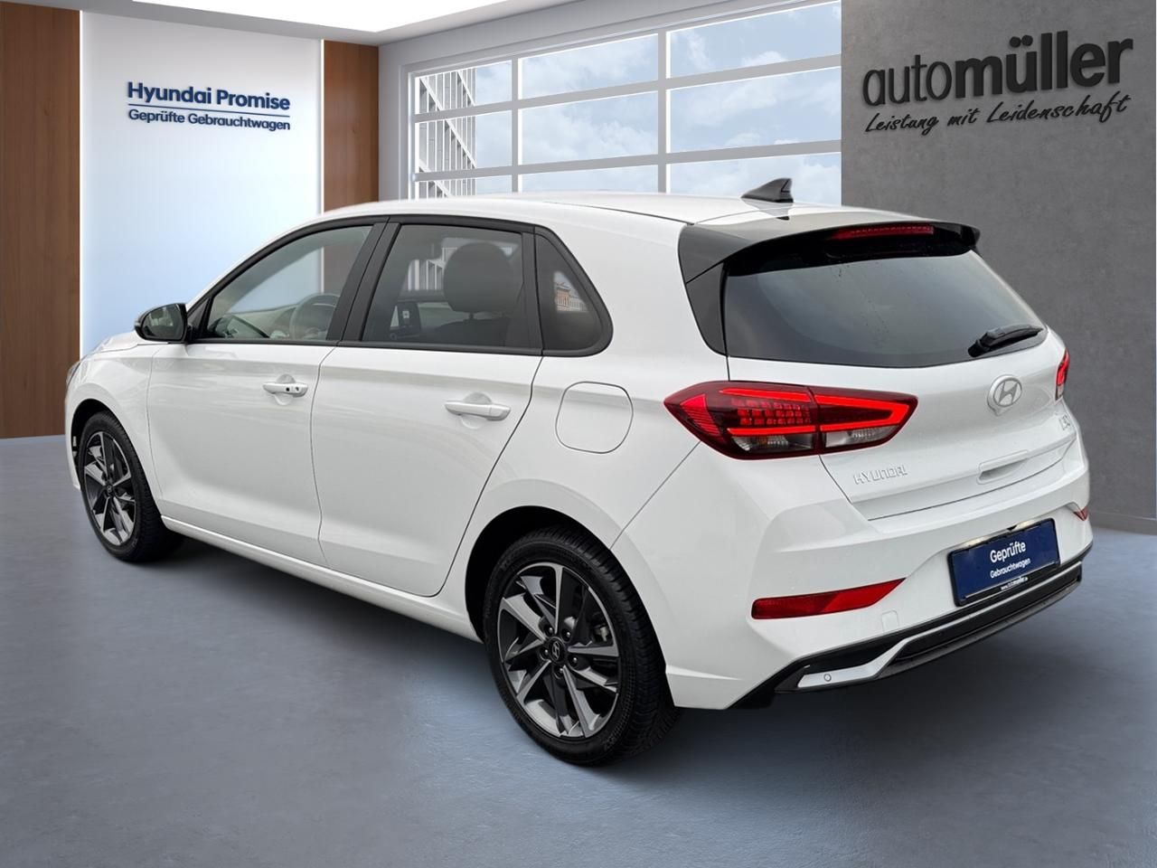 Fahrzeugabbildung Hyundai i30 ADVANTAGE *AUTOMATIK*LED*NAVI*KLIMAA*KAMERA*