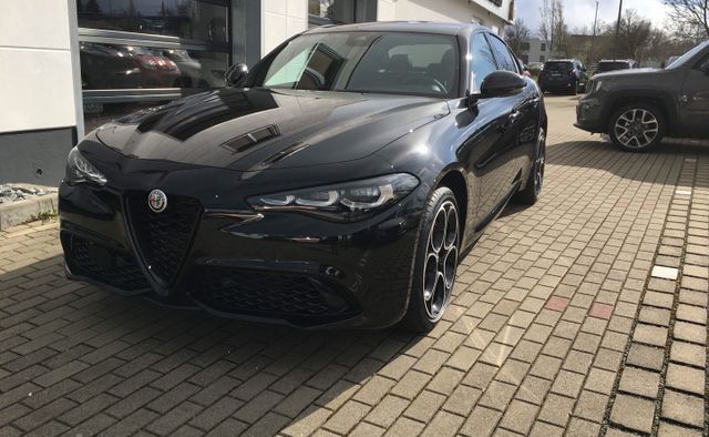 Alfa Romeo Giulia MY23 Competizione 2.0 Turbo 16V 206kW (28