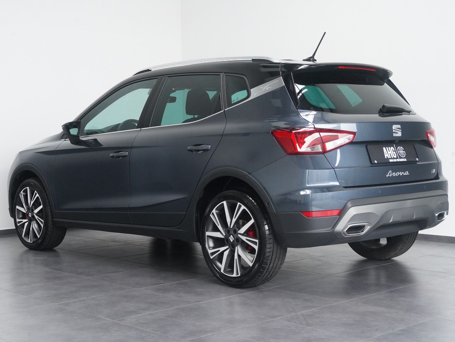 Fahrzeugabbildung SEAT Arona 1.5 TSI DSG FR LED/ACC/DAB/CARPLAY/KAMERA