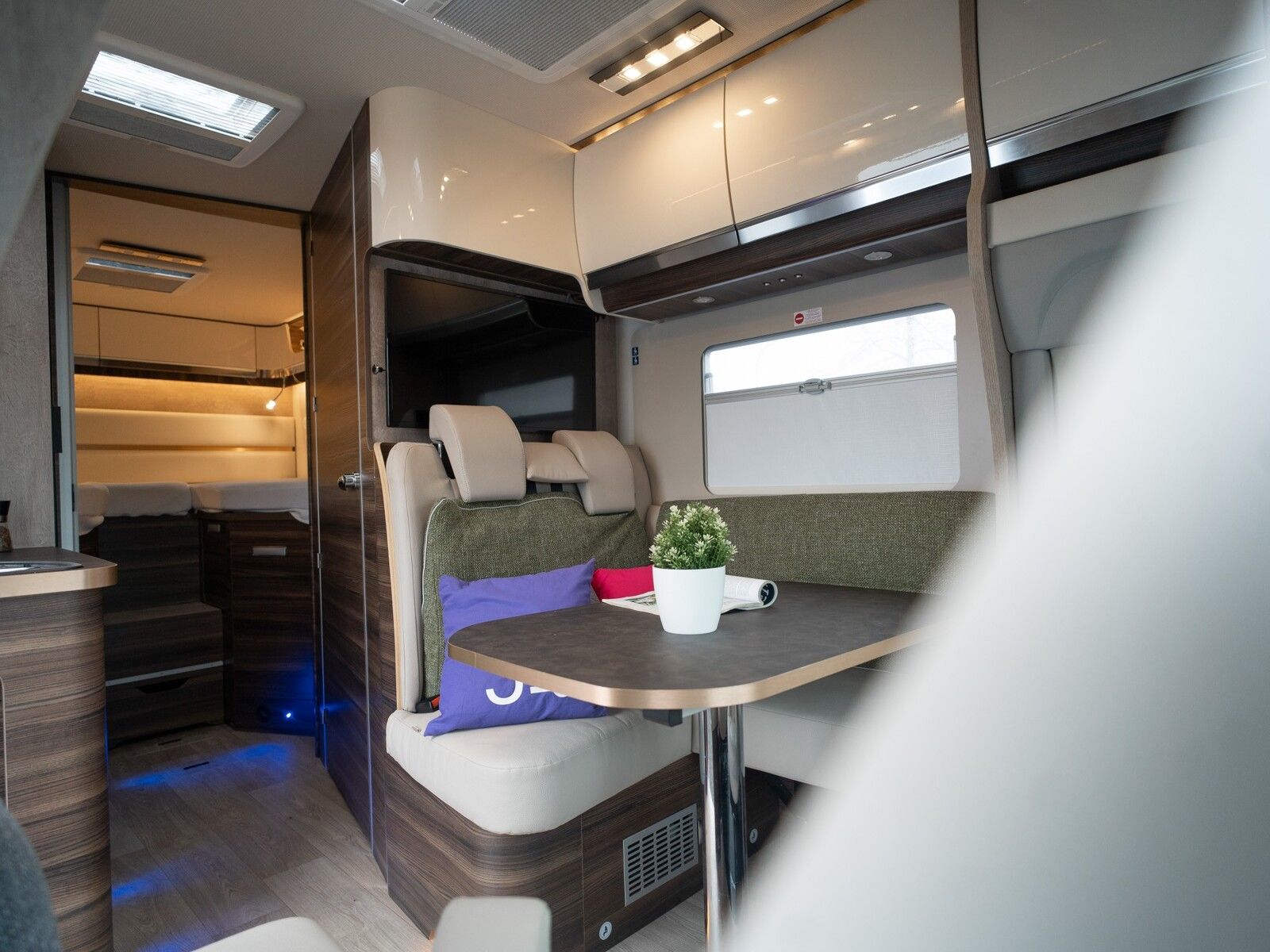 Fahrzeugabbildung Laika Ecovip L 3009 SAT*AHK*Navi/Kamera*Assistenz-Syst