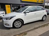 Hyundai i20 Go +KLIMA+ALLWETTER+GARANTIE+ - Hyundai i20 Gebrauchtwagen in Köln