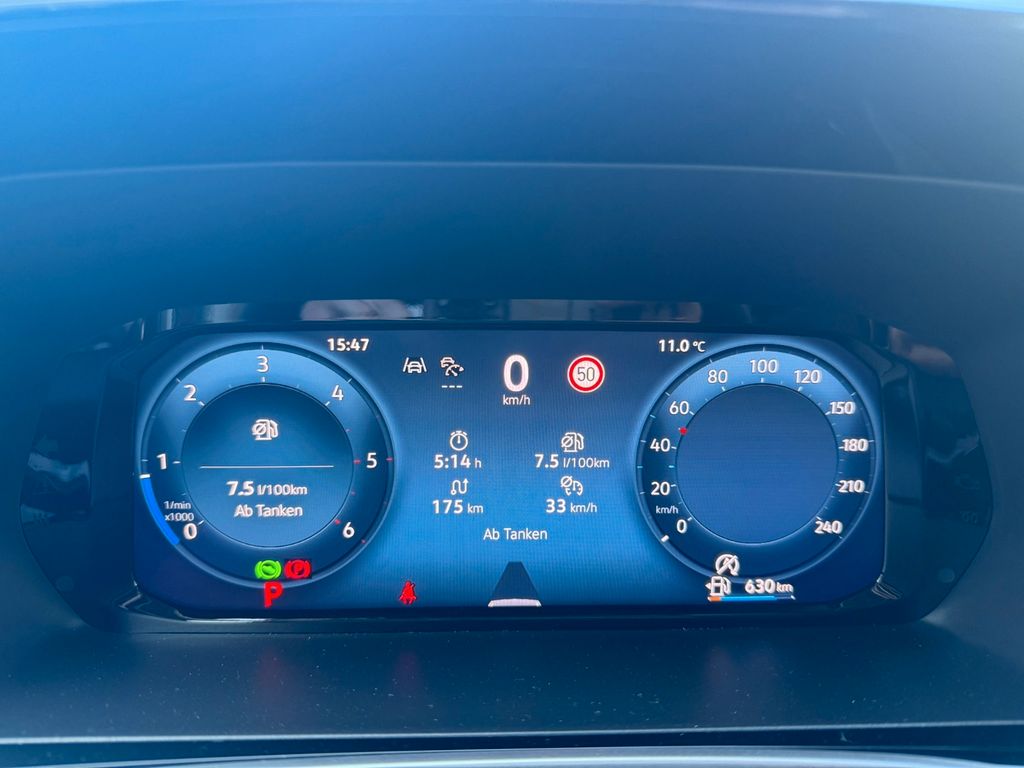 Ford Tourneo Connect L1 Titanium NAV*CarPlay*USB*