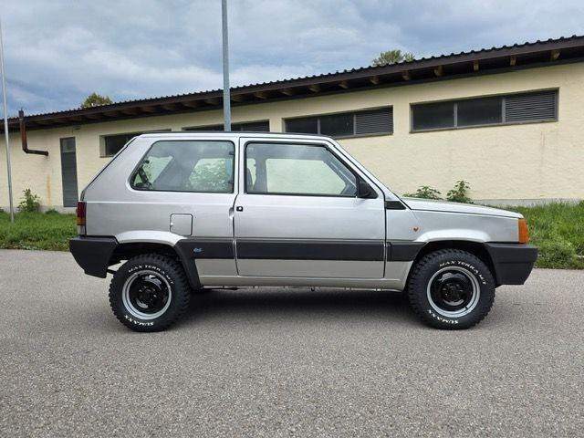 Fiat Panda 141 4x4 TÜV NEU viele Neuteile