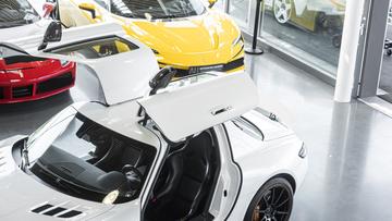 صورة مصغرة 12 لـ 2010 Mercedes-BENZ SLS AMG
