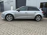 Audi A3 Sportback Sport*PANORAMA*TEMPOMAT*NAVI*LED - Audi A3 mit Benzin-Antrieb: Limousine
