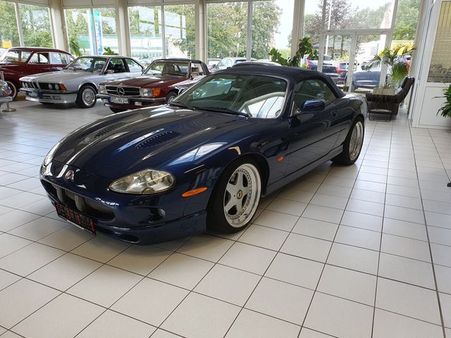 Jaguar XKR (X100) Cabrio ARDEN 4.0L V8