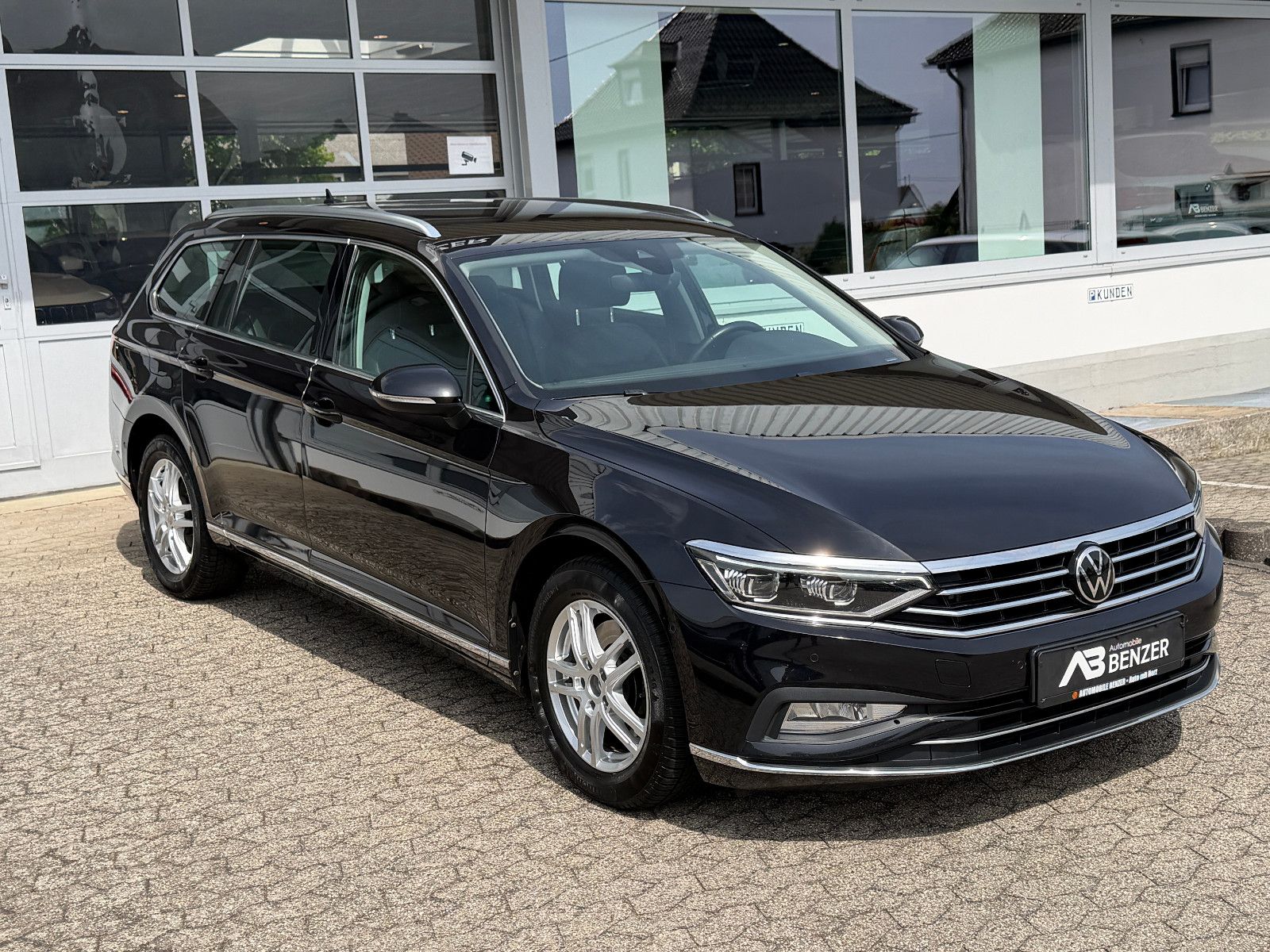 Fahrzeugabbildung Volkswagen Passat 2.0 HIGHLINE /KAMERA/MASSAGE/SHZ/LED/NAVI