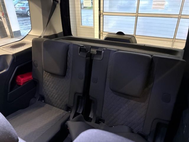 Caddy Maxi 1.5 TSI LIFE 7 SITZE+LED+NAVI+DCP+LAN