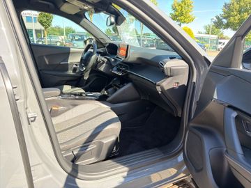 Peugeot 2008 1.2 PureTech 130 Allure KAMERALEDSHZG