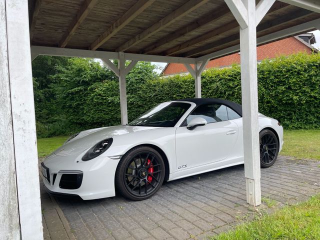 PORSCHE 991 gts Cabriolet 