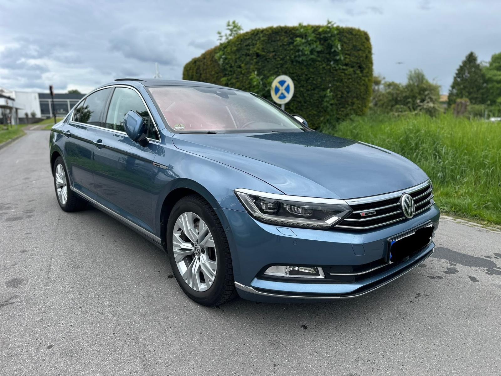 Volkswagen Passat Lim. Highline 4Motion *PANO*VIRTUAL*LEDER