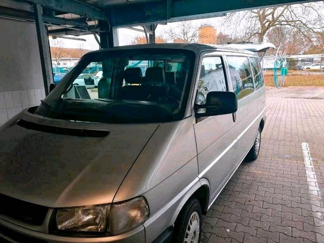 Volkswagen VW..T4 Caravelle Transporter2,5 TDI 9 Sitz...