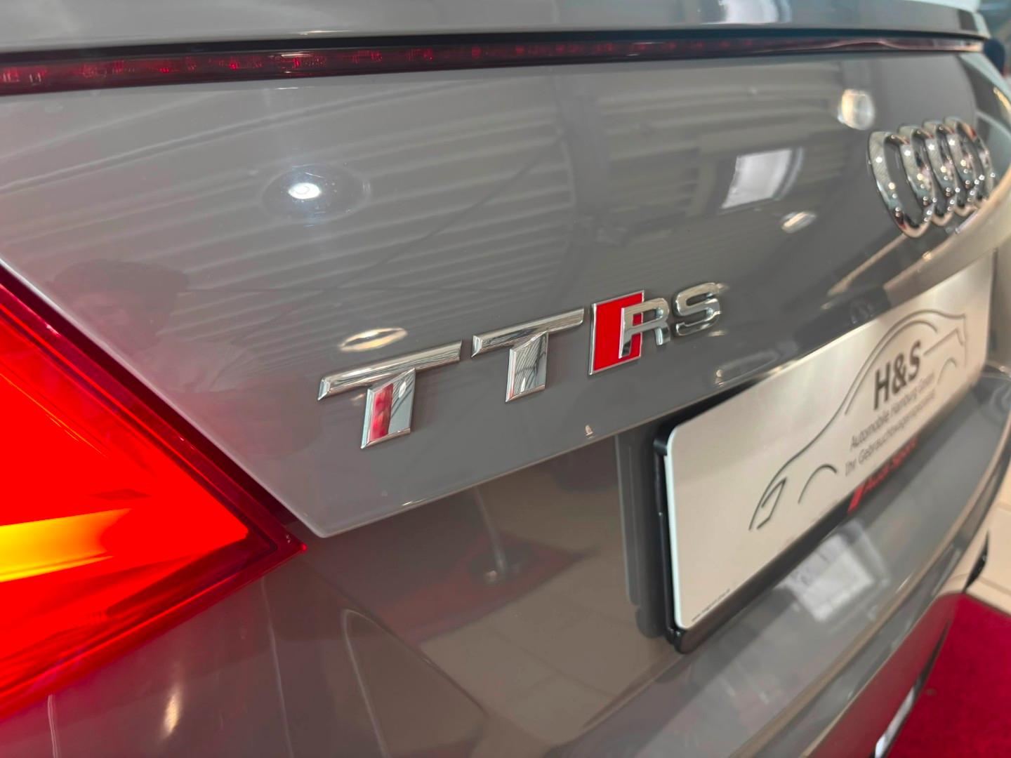 Audi TT RS Roadster 2.5 TFSI quattro