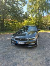 BMW G30 Touring 530D X Drive Luxury Line - BMW 530: 530d X Drive