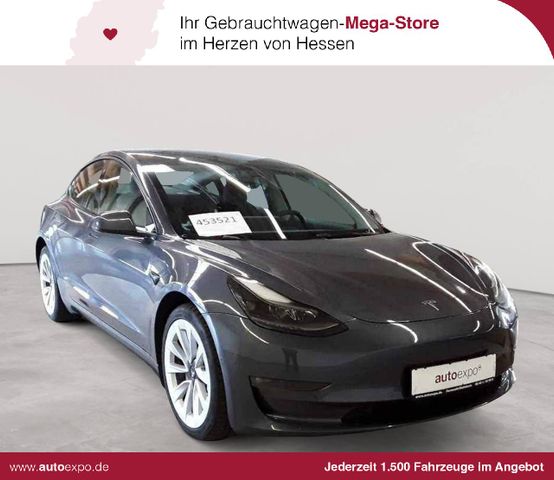 Tesla Model 3 Langstreckenbatt. Allradantrieb