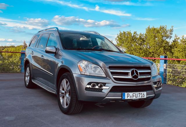 Mercedes-Benz GL 350 BlueTEC 4MATIC -