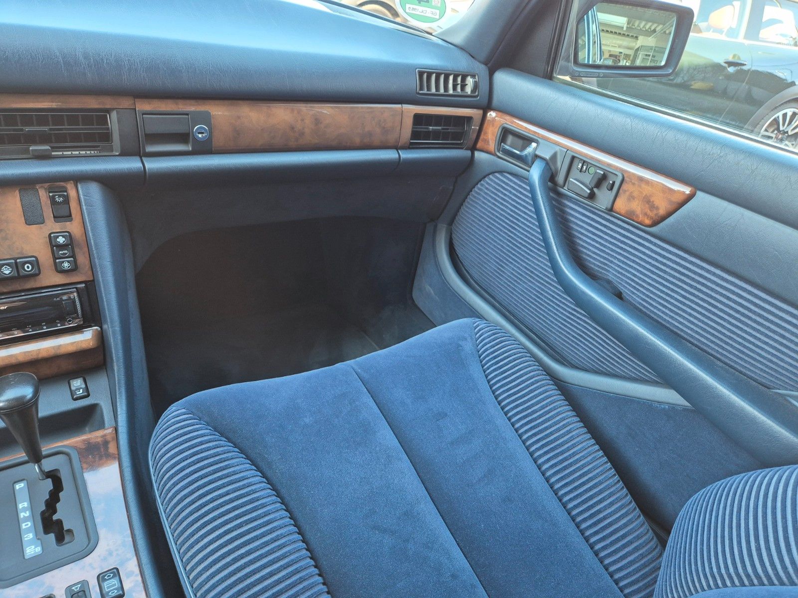 Fahrzeugabbildung Mercedes-Benz 560 SEL/Orig. km/Topfahrzeug