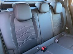 JEEP Avenger ALTITUDE <6.000 Umweltprämie (Navi/Kamer