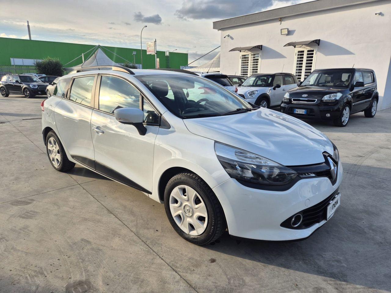 Renault Clio 2015 — photo 11