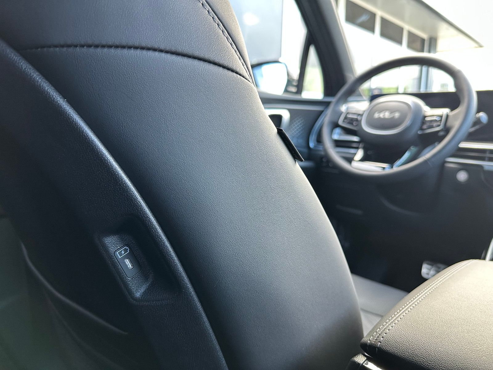 Fahrzeugabbildung Kia Sorento 2.2 CRDi AWD Platinum Nappa AHK