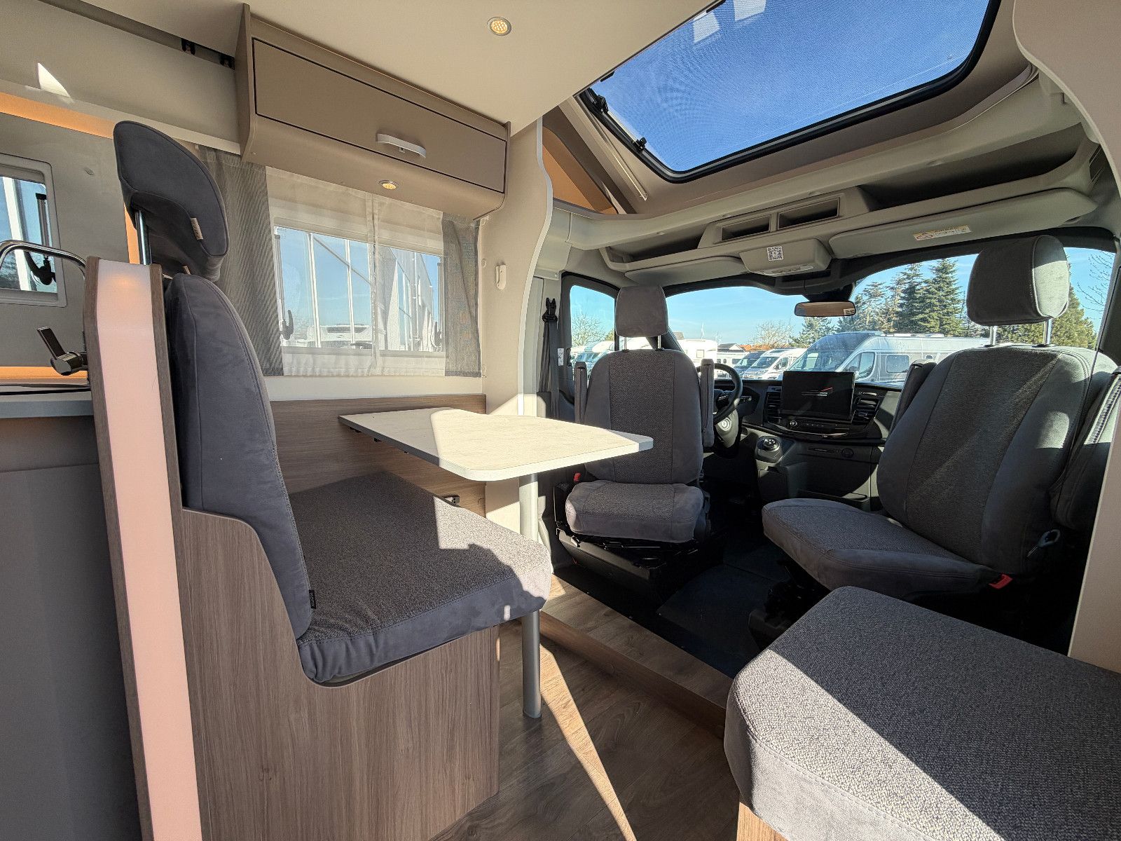 Fahrzeugabbildung Carado Edition26 T - Ford 447 - Sie sparen: 8.896€ !