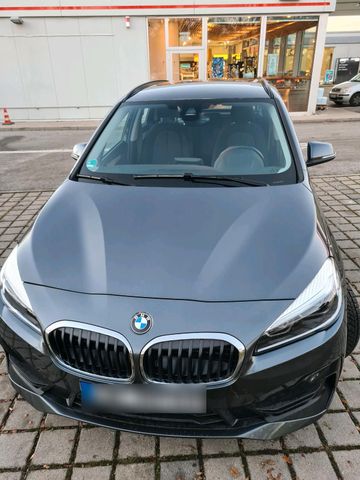 BMW 218i Active Tourer, Automatik, 1A gepf...