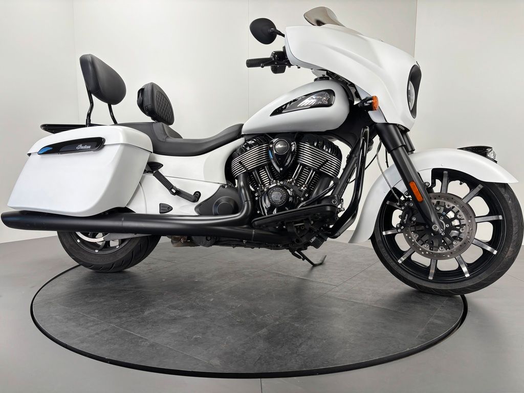 Fahrzeugabbildung Indian CHIEFTAIN DARK HORSE *SCHECKHEFTGEPFLEGT