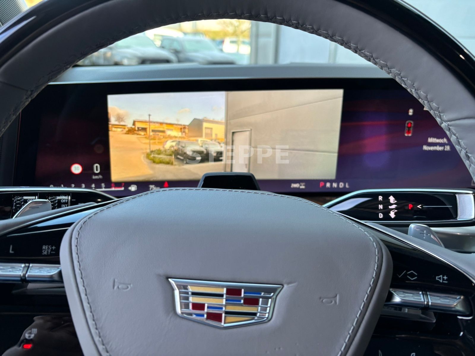 Cadillac Escalade FACELIFT MY26 6.2 V8 Platinum Luxury24"