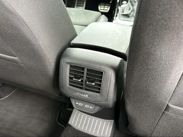 T-ROC 1.5 TSI DSG R-LINE