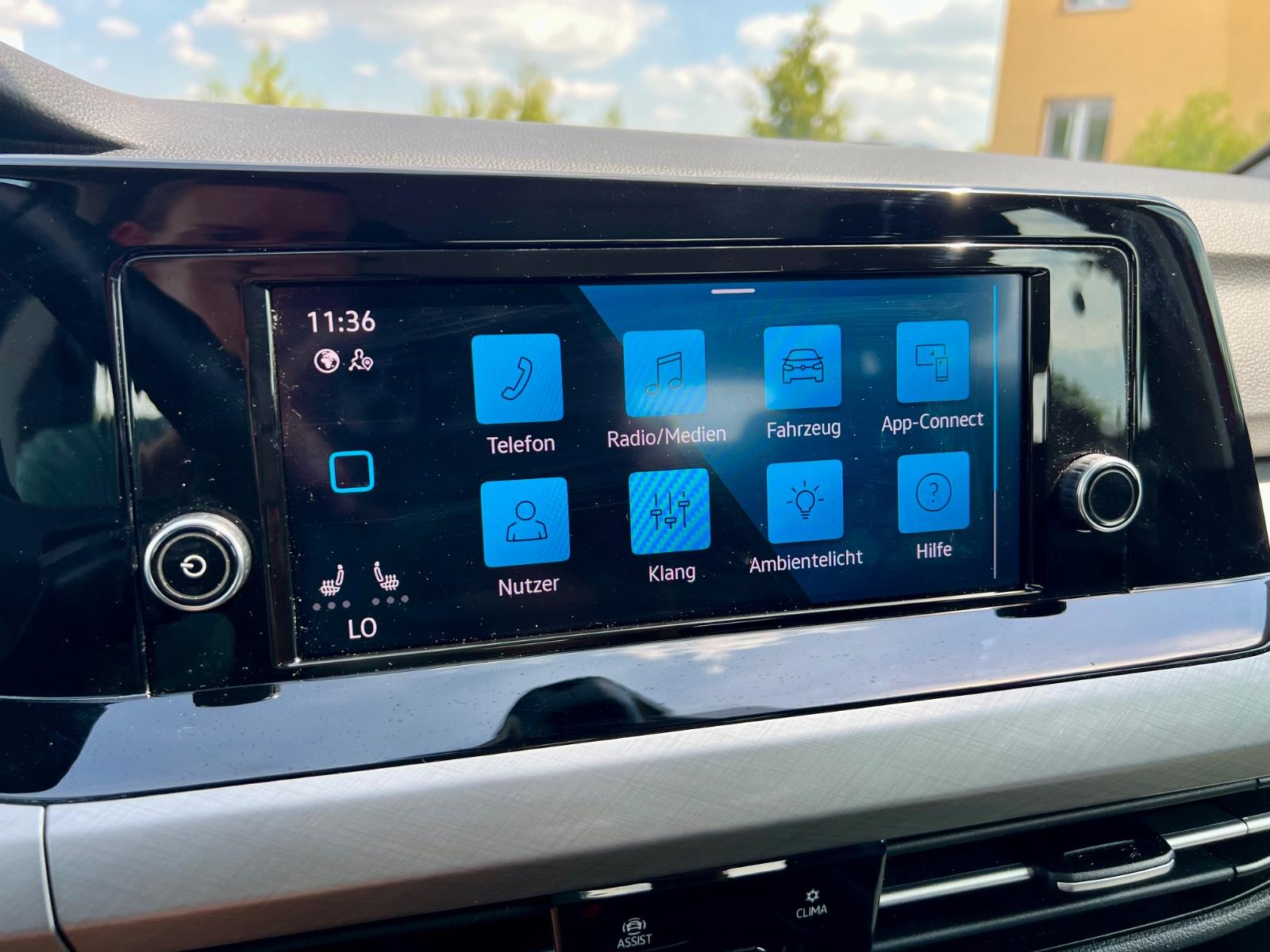 Volkswagen Golf VIII Variant Life AAC SHZ CARPLAY LED, миниатюра 18