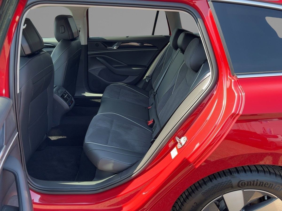 Volkswagen Passat Variant - Bild 13