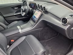 Fahrzeugabbildung Mercedes-Benz C 220d T Avantgarde Navi LED SiHz PDC RFK AHK