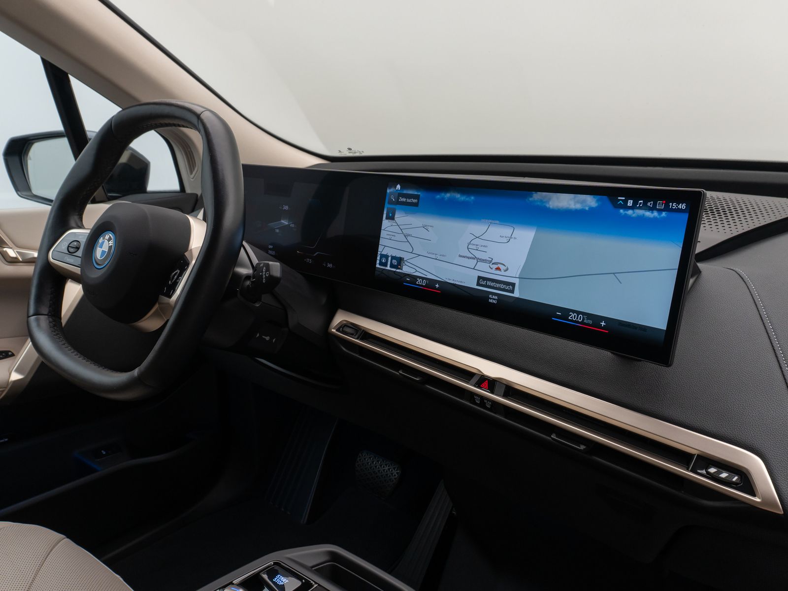 Fahrzeugabbildung BMW iX xD40 Laser 360° H/K DAB SoftCl ACC AHK 21Zoll