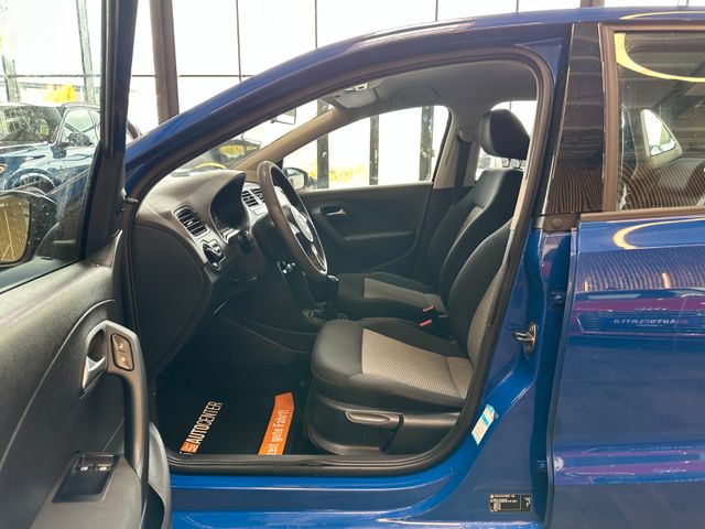 Volkswagen Polo V Trendline *2. Hand*Scheckheft*CD-Player*